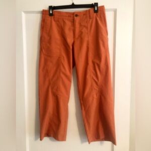 PATAGONIA Inter-Continental Cargo Capri Hiking Pants in Dried Apricot 6 VGC